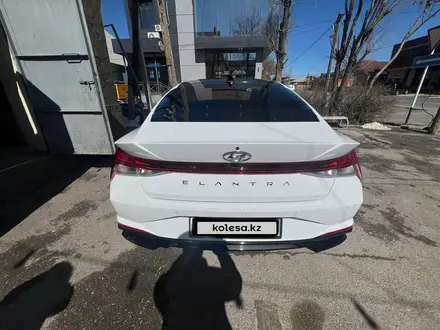 Hyundai Elantra 2022 года за 11 500 000 тг. в Шымкент – фото 3