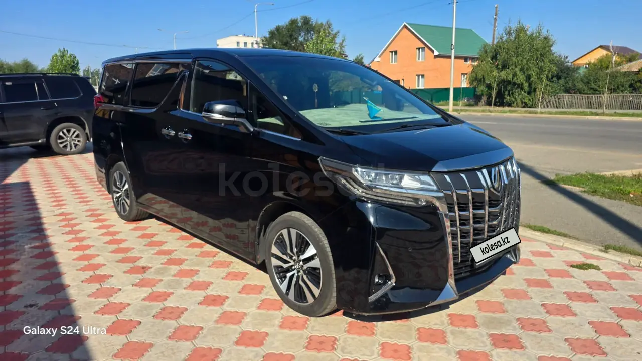 Toyota Alphard, 2018