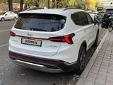 Hyundai Santa Fe 2023 года за 17 300 000 тг. в Алматы – фото 3