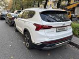 Hyundai Santa Fe 2023 года за 17 300 000 тг. в Алматы – фото 4