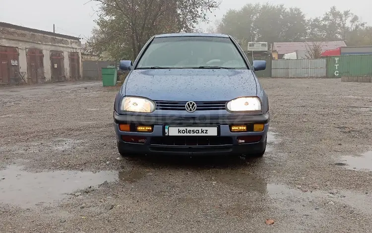 Volkswagen Golf 1993 годаүшін1 100 000 тг. в Есик