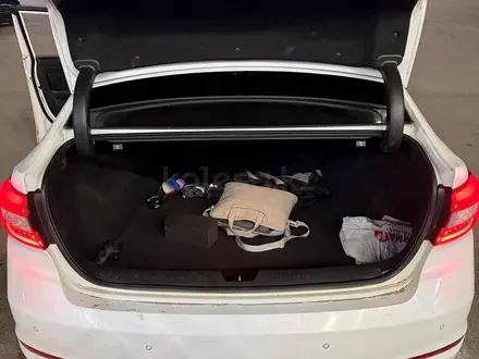 Hyundai Sonata 2015 года за 3 000 000 тг. в Караганда – фото 16