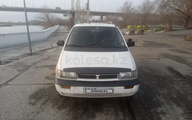 Mitsubishi Space Wagon 1992 года за 1 400 000 тг. в Семей