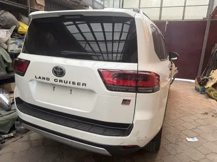 Toyota Land Cruiser 2022 года за 29 950 000 тг. в Алматы