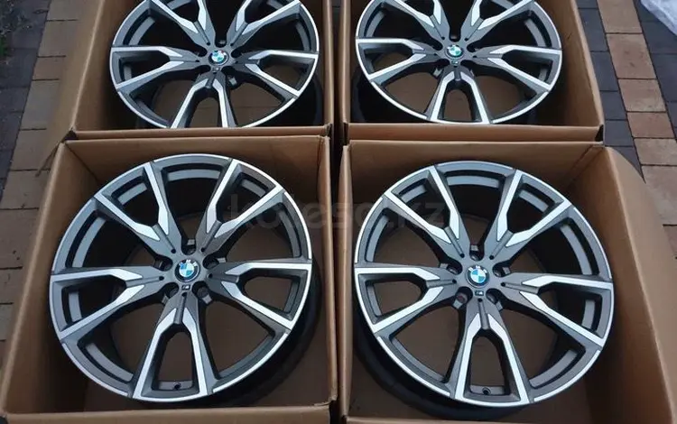 Комплект оригинальных дисков для BMW X7 R22 за 1 200 000 тг. в Алматы