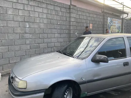 Opel Vectra 1995 года за 600 000 тг. в Шымкент – фото 2