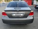 Toyota Camry 2005 года за 5 300 000 тг. в Тараз – фото 2