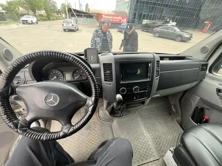 Mercedes-Benz Sprinter 2009 года за 9 800 000 тг. в Алматы – фото 7