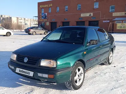 Volkswagen Vento 1995 года за 1 350 000 тг. в Караганда