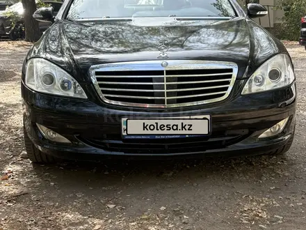 Mercedes-Benz S 500 2006 года за 6 800 000 тг. в Алматы – фото 2