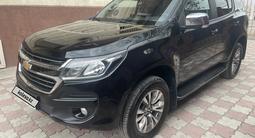 Chevrolet TrailBlazer 2022 года за 15 600 000 тг. в Алматы – фото 2