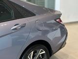 Hyundai Elantra 2025 года за 9 785 000 тг. в Уральск – фото 2