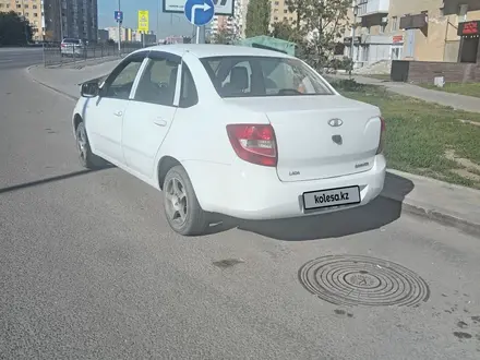 ВАЗ (Lada) Granta 2190 2013 года за 2 000 000 тг. в Астана – фото 4