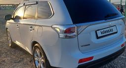 Mitsubishi Outlander 2013 года за 9 000 000 тг. в Актау – фото 4