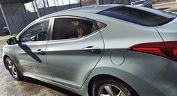 Hyundai Elantra 2013 годаүшін5 900 000 тг. в Семей – фото 2