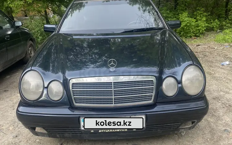 Mercedes-Benz E 230 1997 годаүшін2 400 000 тг. в Усть-Каменогорск