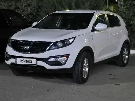 Kia Sportage 2015 года за 6 999 999 тг. в Актобе – фото 2
