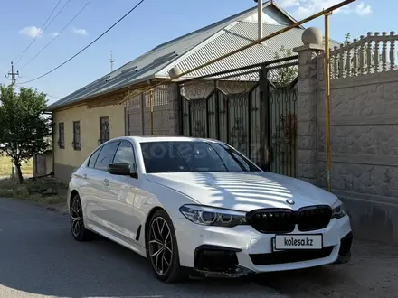 BMW 530 2017 года за 16 500 000 тг. в Шымкент – фото 2