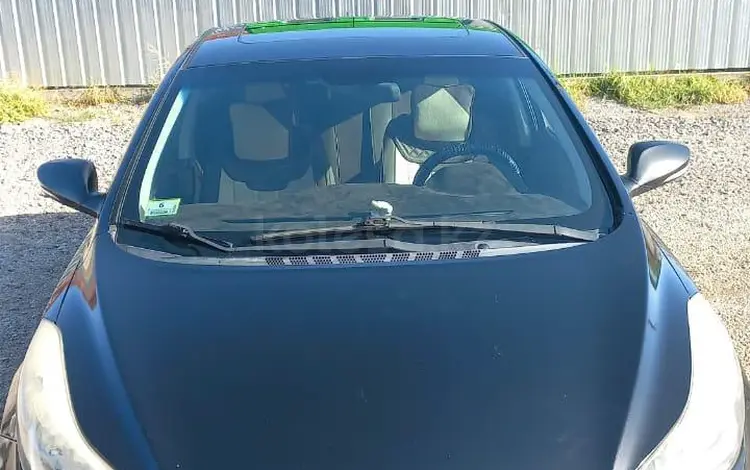Hyundai Elantra 2015 года за 3 500 000 тг. в Атырау