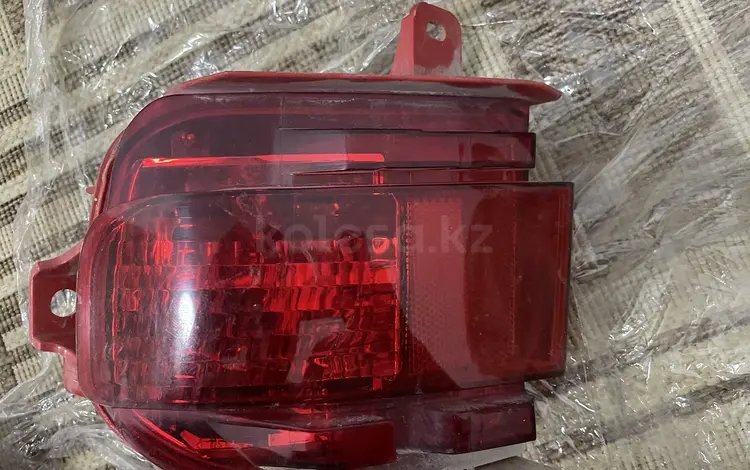 Туманка габарит плафон задний правый на бампер за 7 000 тг. в Алматы