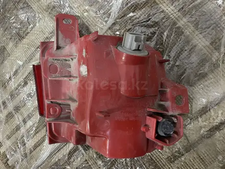 Туманка габарит плафон задний правый на бампер за 7 000 тг. в Алматы – фото 3