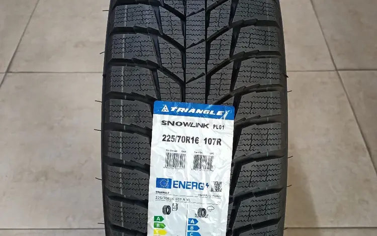 Зимние 225/70R16 TRIANGLE PL01. за 34 000 тг. в Алматы