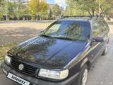 Volkswagen Passat 1995 года за 1 500 000 тг. в Астана