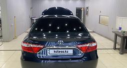 Toyota Camry 2015 года за 9 400 000 тг. в Атырау – фото 3