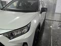 Toyota RAV4 2021 года за 19 800 000 тг. в Павлодар – фото 2
