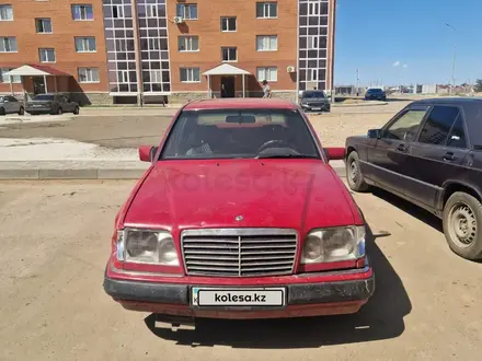 Mercedes-Benz E 220 1994 года за 1 400 000 тг. в Жезказган