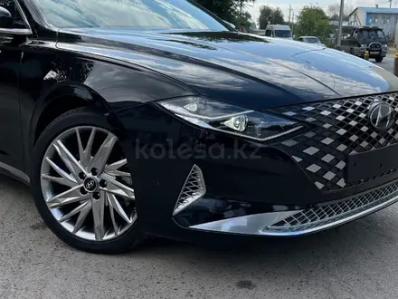 Hyundai Grandeur 2022 года за 17 500 000 тг. в Алматы – фото 20