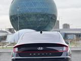Hyundai Sonata 2022 годаүшін13 000 000 тг. в Астана – фото 3