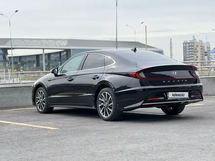 Hyundai Sonata 2022 годаүшін13 000 000 тг. в Астана – фото 4