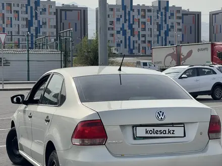 Volkswagen Polo 2013 года за 2 600 000 тг. в Алматы – фото 4