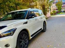 Infiniti QX56, 2013