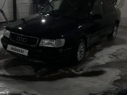 Audi 100 1992 года за 1 400 000 тг. в Астана – фото 2