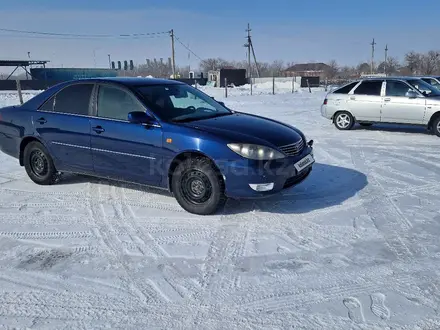 Toyota Camry 2004 года за 5 700 000 тг. в Актобе – фото 8