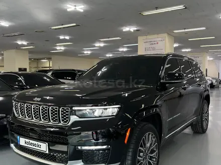 Jeep Grand Cherokee 2022 года за 56 000 000 тг. в Астана – фото 3