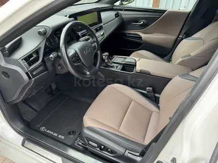 Lexus ES 250 2022 года за 21 500 000 тг. в Караганда – фото 7