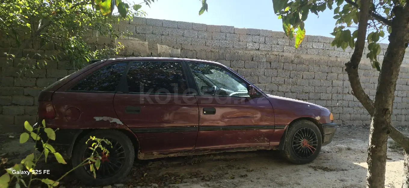 Opel Astra, 1992