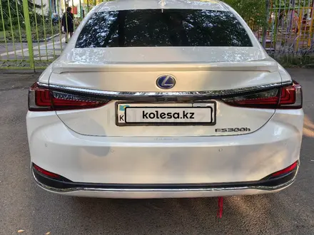 Lexus ES 300h 2019 годаүшін19 500 000 тг. в Астана