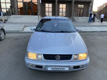 Volkswagen Passat 1995 года за 2 270 000 тг. в Кокшетау – фото 5