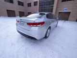 Kia Optima 2018 года за 6 000 000 тг. в Караганда – фото 2