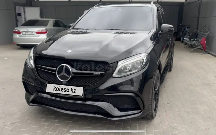 Mercedes-Benz GLE 400 2016 года за 25 000 000 тг. в Актау