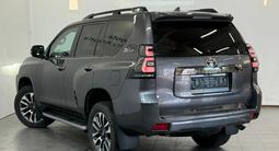 Toyota Land Cruiser Prado Prestige 2022 года за 32 600 000 тг. в Астана – фото 2