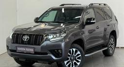 Toyota Land Cruiser Prado Prestige 2022 года за 32 600 000 тг. в Астана