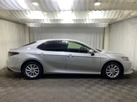Toyota Camry Prestige 2023 года за 15 600 000 тг. в Алматы – фото 17
