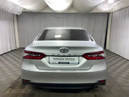 Toyota Camry Prestige 2023 года за 15 600 000 тг. в Алматы – фото 4