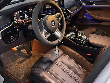 BMW 550 2023 года за 45 000 000 тг. в Алматы – фото 13