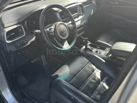 Kia Sorento 2015 года за 8 000 000 тг. в Астана – фото 10